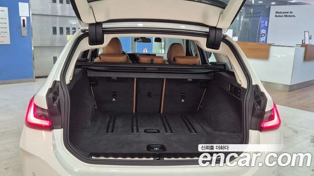 BMW 3시리즈 (G20) 320i Туринг (Touring), 2025 15