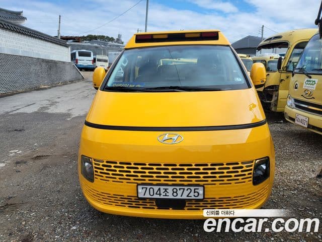 Hyundai Staria 15인승, 2023 1