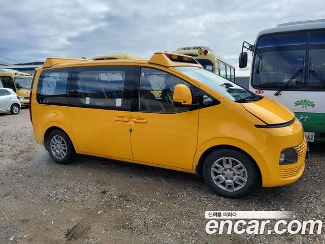 Hyundai Staria 15인승, 2023 3