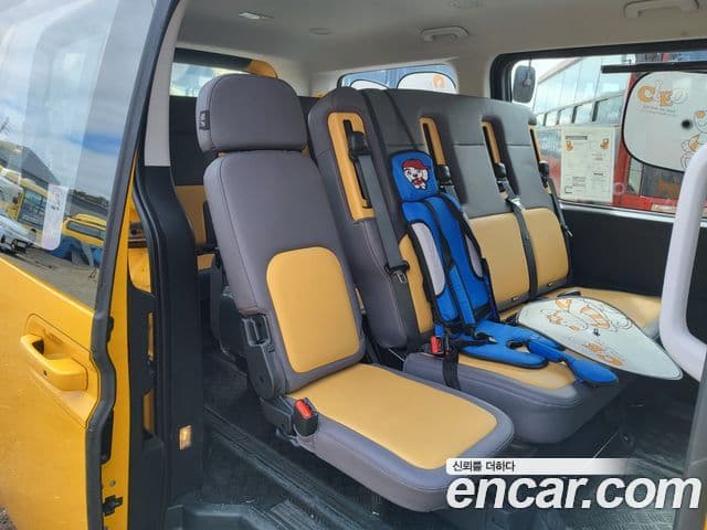 Hyundai Staria 15인승, 2023 все фото