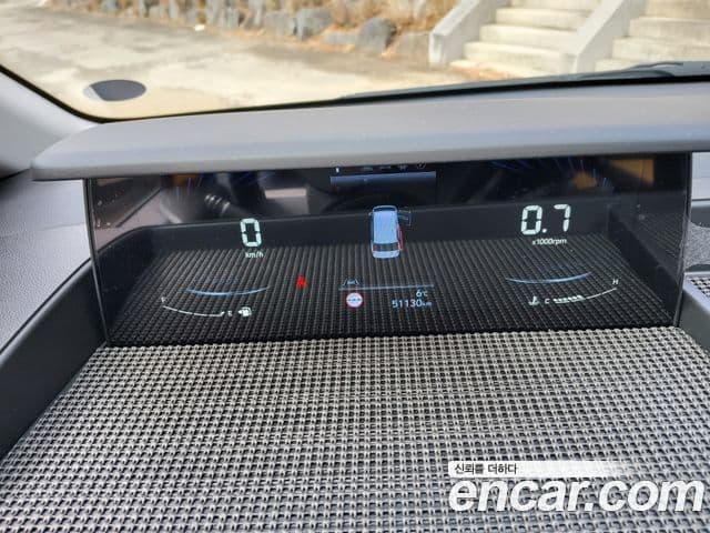 Hyundai Staria 15인승, 2023 9