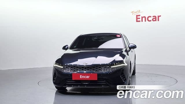 Kia K5 гибрид 3세대 Signature, 2021 3