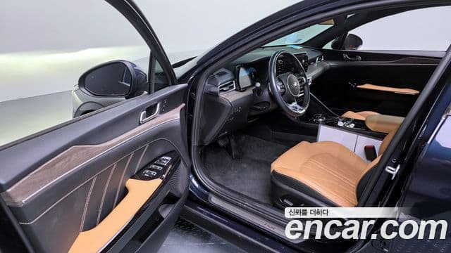 Kia K5 гибрид 3세대 Signature, 2021 11