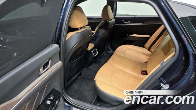 Kia K5 гибрид 3세대 Signature, 2021 12