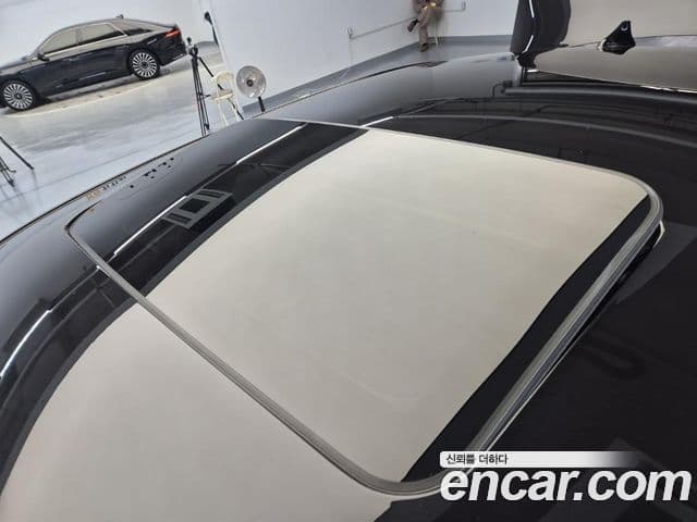 Genesis EQ900 Prestige, 2018 13