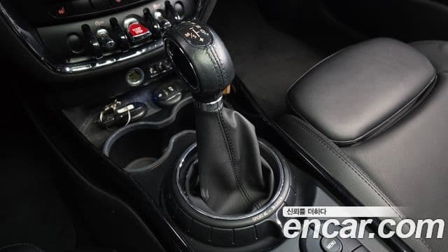 Mini Cooper D 클럽맨 2세대, 2017 9