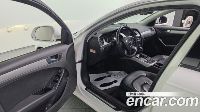 Audi New A4 B8, 2009 11