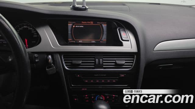 Audi New A4 B8, 2009 14