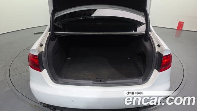 Audi New A4 B8, 2009 20