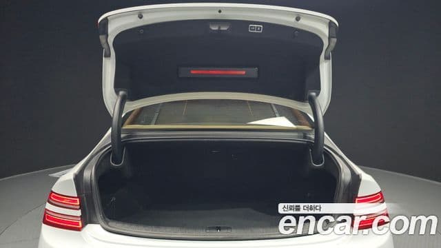 Genesis G80 (RG3) бензин 2.5 турбо AWD, 2022 20