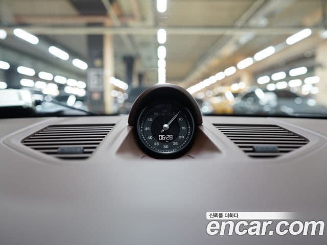 Porsche 911 (992) Carrera кабриолет, 2023 19