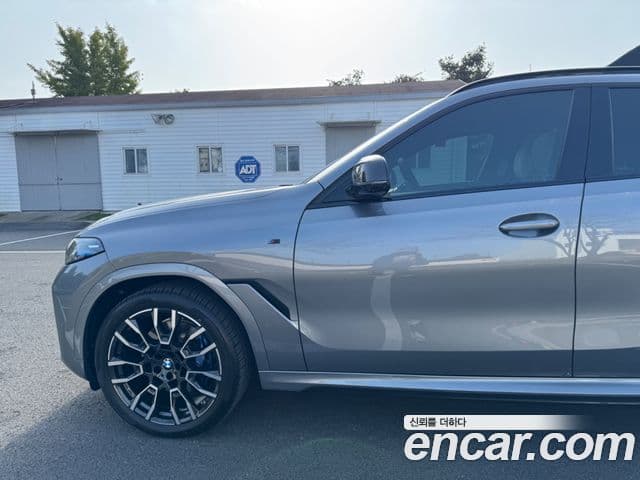 BMW X6 (G06) xDrive40i M Sport, 2025 3