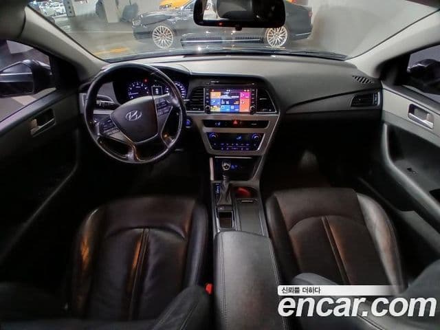Hyundai LF Sonata Premium, 2015 6