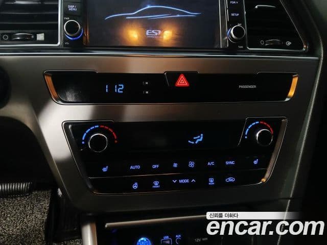 Hyundai LF Sonata Premium, 2015 14