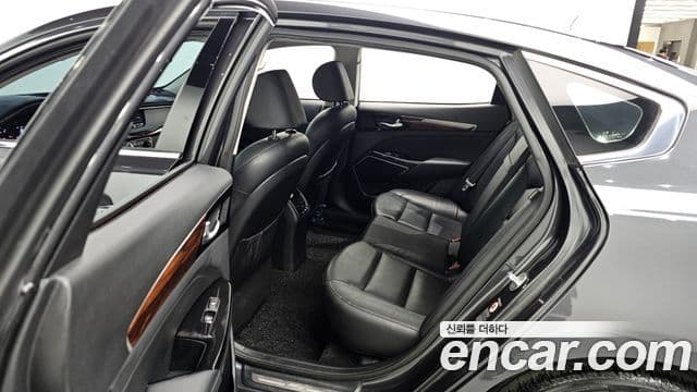 Kia All New K7 Prestige, 2016 12