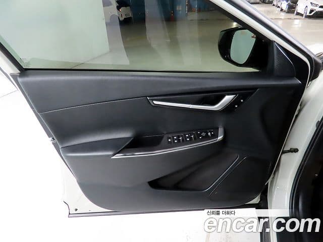 Kia EV6 Air, 2022 14