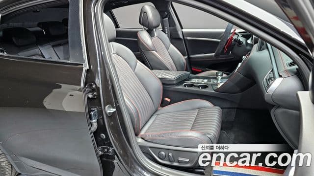 Genesis G70 Sport пакет, 2018 12