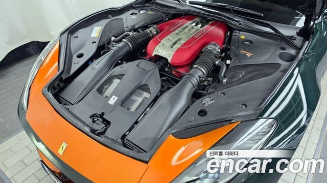 Ferrari 812 GTS, 2022 6