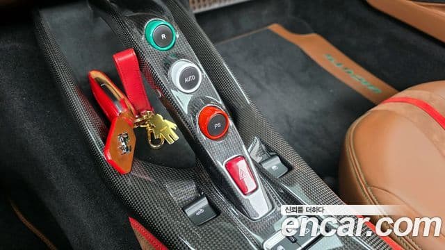 Ferrari 812 GTS, 2022 9