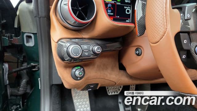 Ferrari 812 GTS, 2022 16