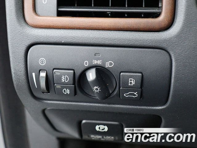 Volvo XC70 3세대, 2012 13