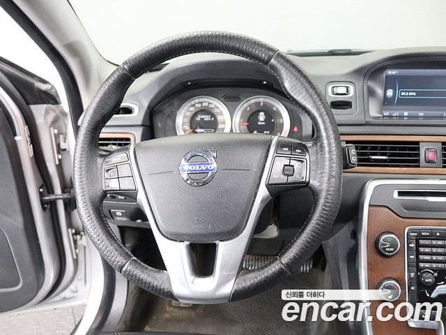 Volvo XC70 3세대, 2012 16