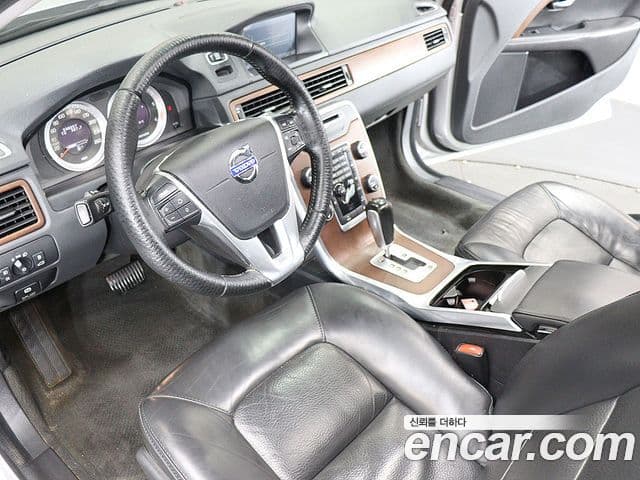 Volvo XC70 3세대, 2012 18