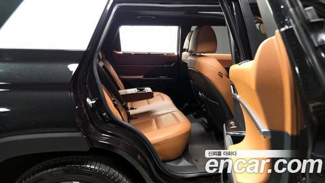 KG모빌리티(SsangYong) Torres T7, 2023 12