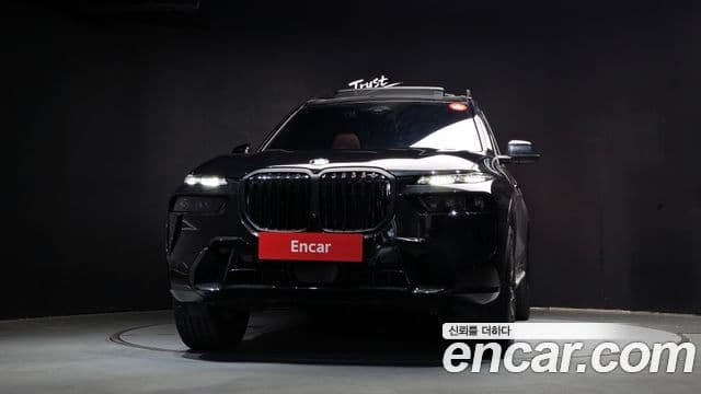 BMW X7 (G07) xDrive 40i M Sport 7인승, 2025 3