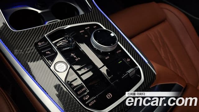 BMW X7 (G07) xDrive 40i M Sport 7인승, 2025 9