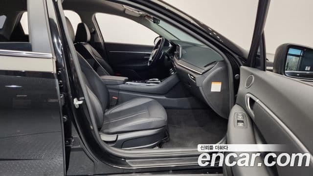 Hyundai Sonata гибрид (DN8) Modern, 2022 11