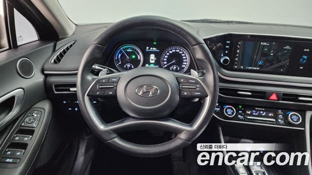 Hyundai Sonata гибрид (DN8) Modern, 2022 13