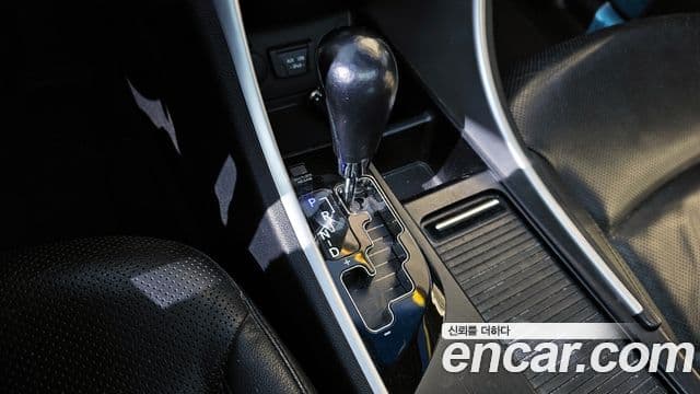 Hyundai YF Sonata Y20 Sport, 2010 9