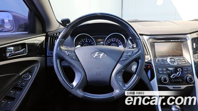 Hyundai YF Sonata Y20 Sport, 2010 13