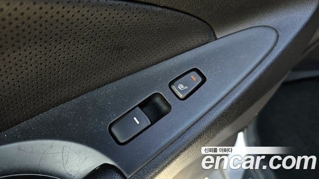 Hyundai YF Sonata Y20 Sport, 2010 17