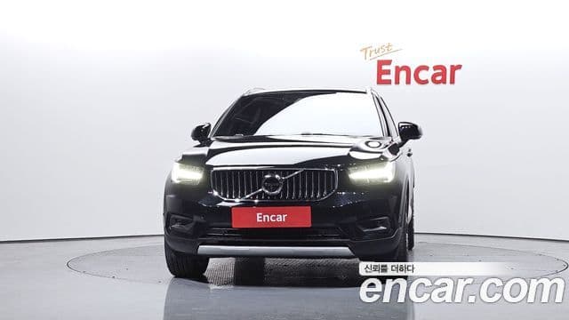 Volvo XC40 B4 Inscription, 2022 3