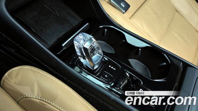 Volvo XC40 B4 Inscription, 2022 9