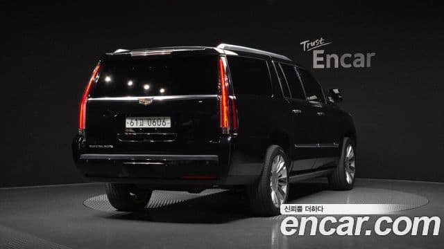 Cadillac Escalade 4세대, 2016 2