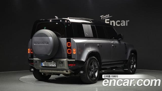 Land Rover Defender (L663) 110 P300 X-Dynamic SE, 2024 2