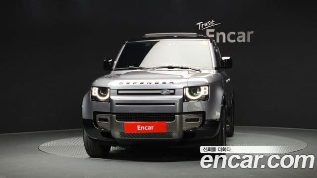 Land Rover Defender (L663) 110 P300 X-Dynamic SE, 2024 3