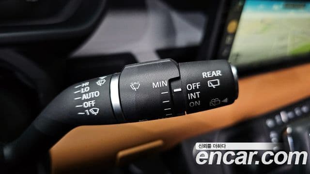 Land Rover Defender (L663) 110 P300 X-Dynamic SE, 2024 16