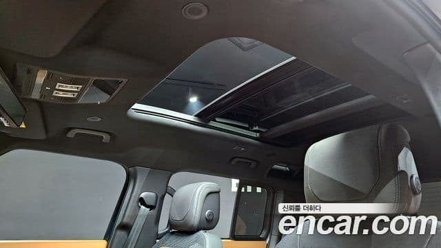 Land Rover Defender (L663) 110 P300 X-Dynamic SE, 2024 18