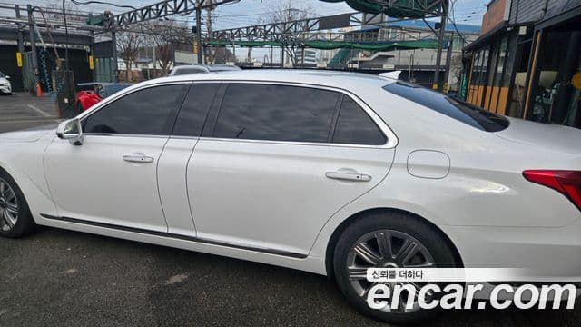 Genesis EQ900 Prestige, 2016 4