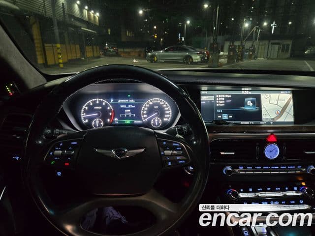 Genesis EQ900 Prestige, 2016 6