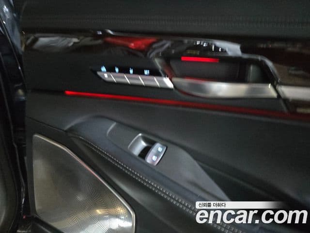 Genesis EQ900 Prestige, 2016 12