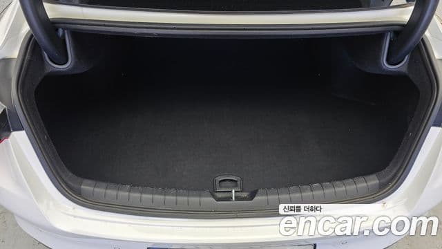 Kia K8 гибрид Noblesse Light, 2022 20