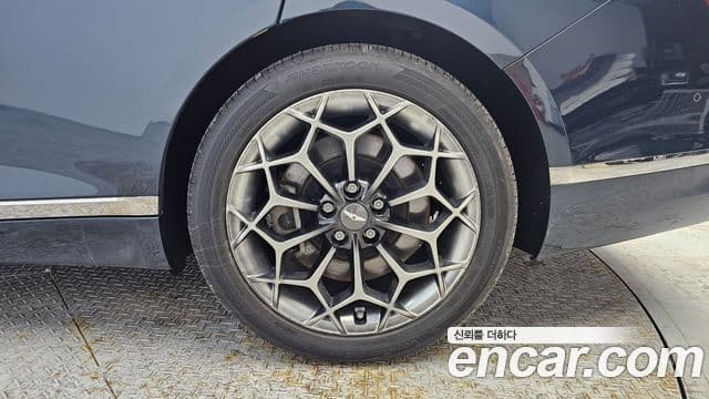 Genesis G80 (RG3) бензин 2.5 турбо 2WD, 2022 все фото