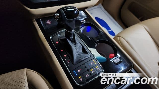 Kia All New Carnival Noblesse, 2016 9