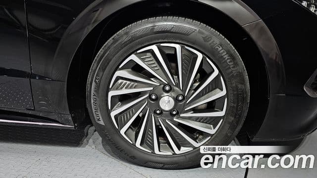 Hyundai Sonata гибрид (DN8) Inspiration, 2020 все фото