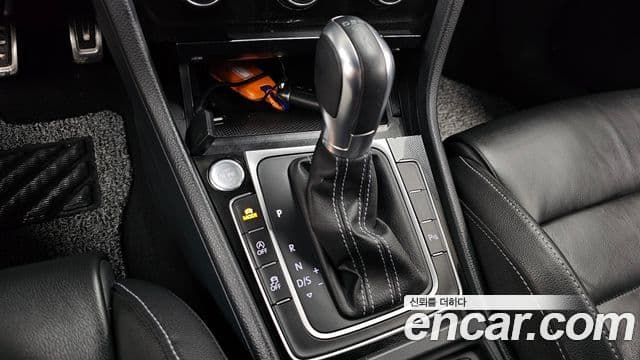 Volkswagen Гольф 7세대 2.0 GTD, 2015 9